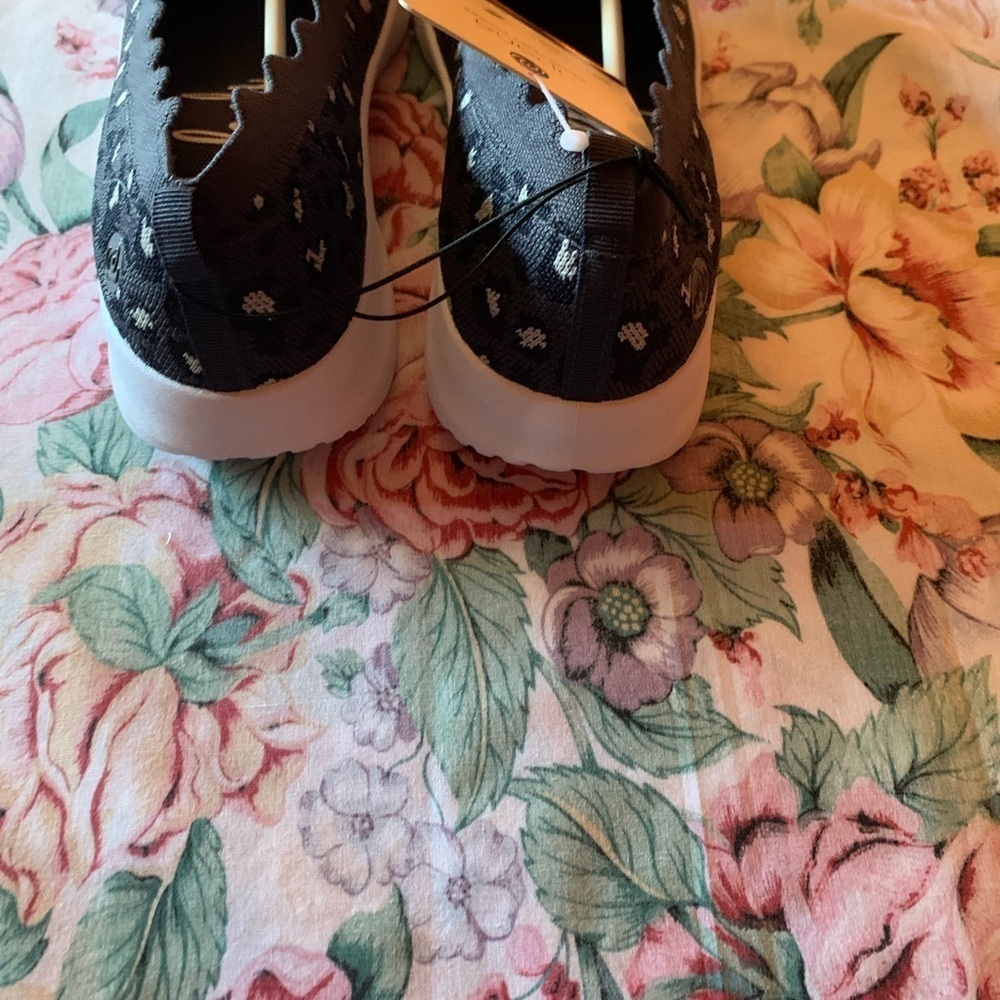 Women's Black and White Slip-On Shoes - Picture 10 of 14
